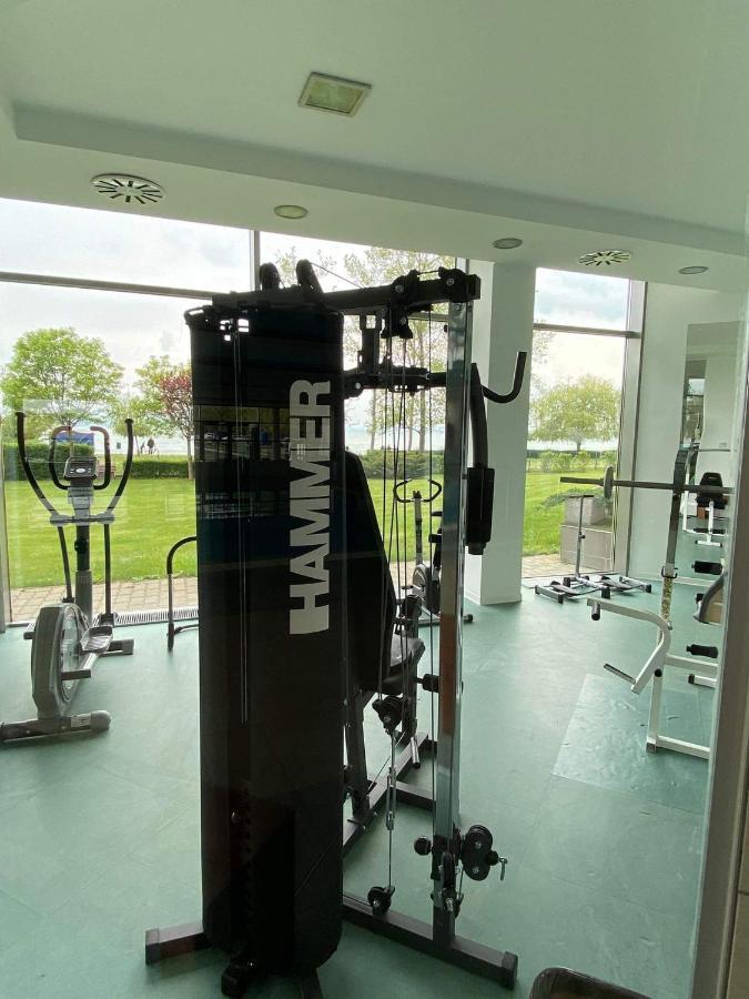 Club218 The Sunset - Wellness Apartment Сиофок Екстериор снимка